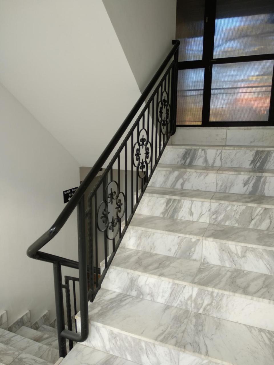 Acopark Vendeghaz Hotel Debrecen Bagian luar foto