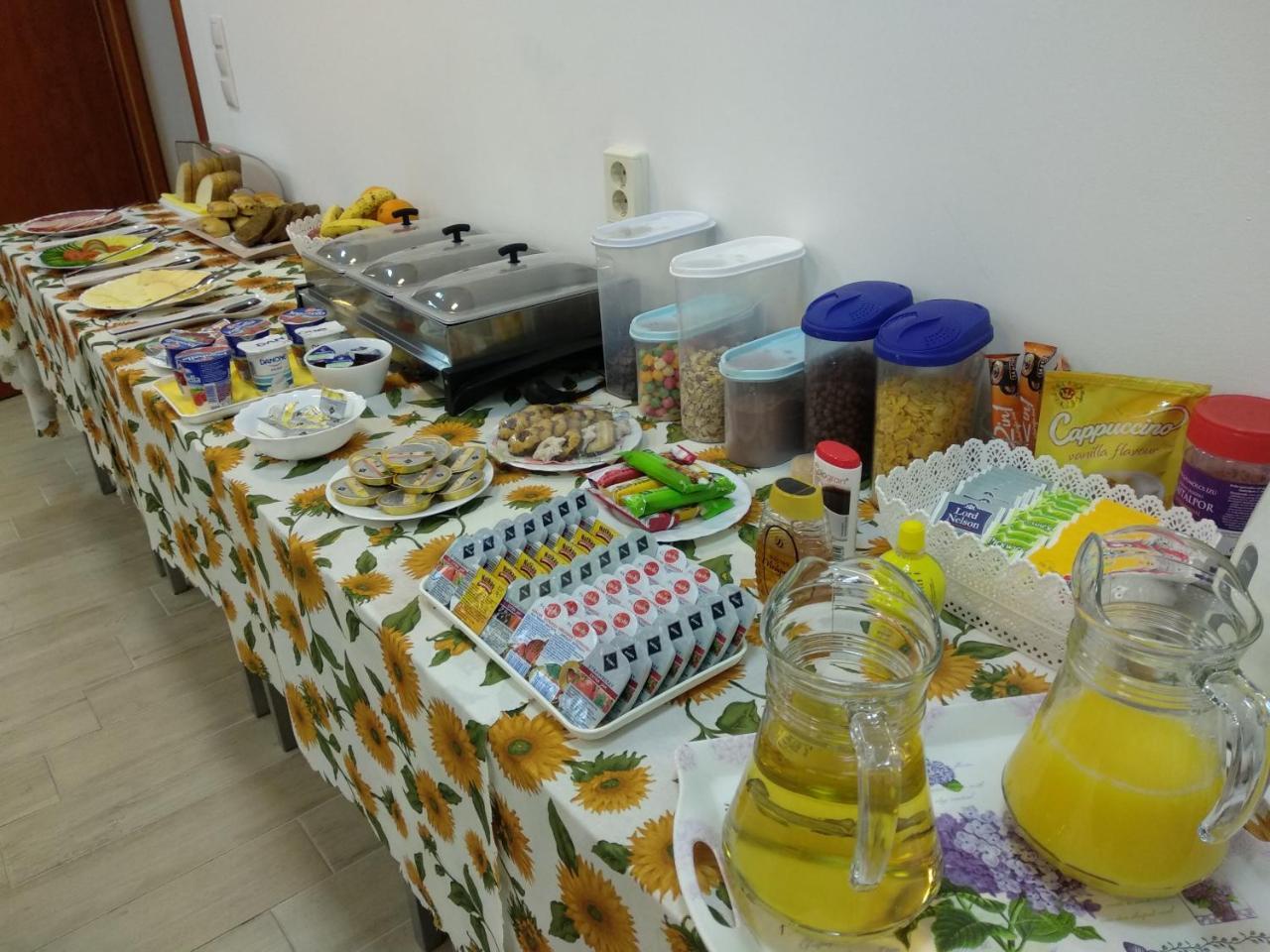 Acopark Vendeghaz Hotel Debrecen Bagian luar foto